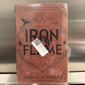 NEW Iron Flame UK International Edition Rebecca Yarros Empyrean Paperback Book